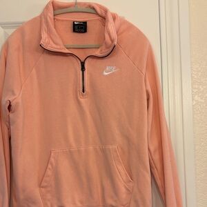 Nike Women’s Half Zip peach size medium